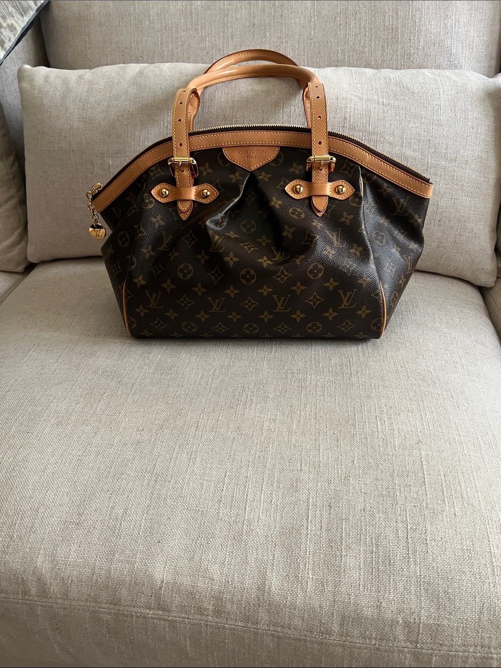 Louis Vuitton Monogram Canvas Tote with Vachetta Leather Trim